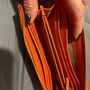 MK wallet